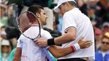 Djokovic gục ngã trước “Người khổng lồ” Isner, Federer hạ nhanh Nadal tiến vào chung kết